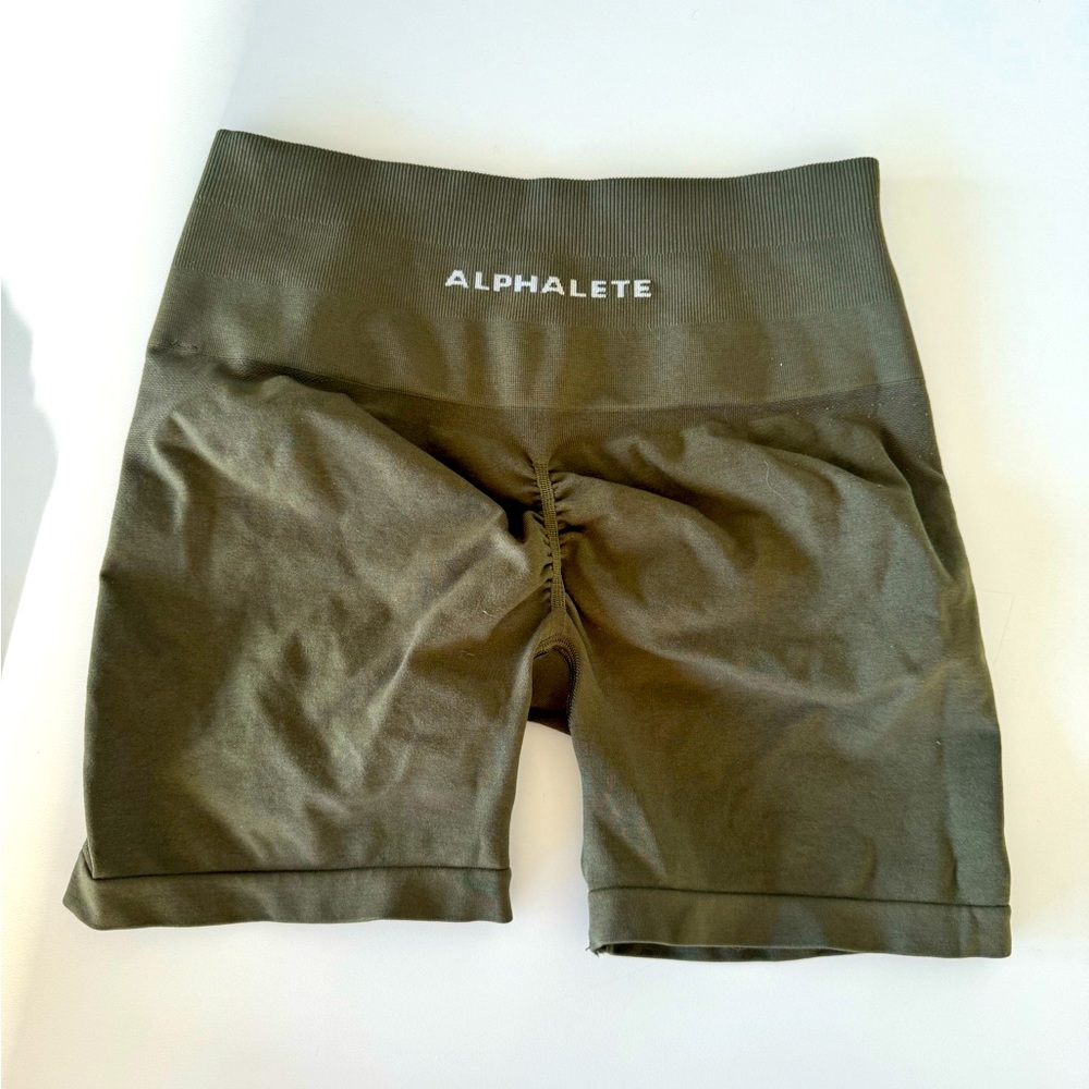 Alphalete amplify shorts size small